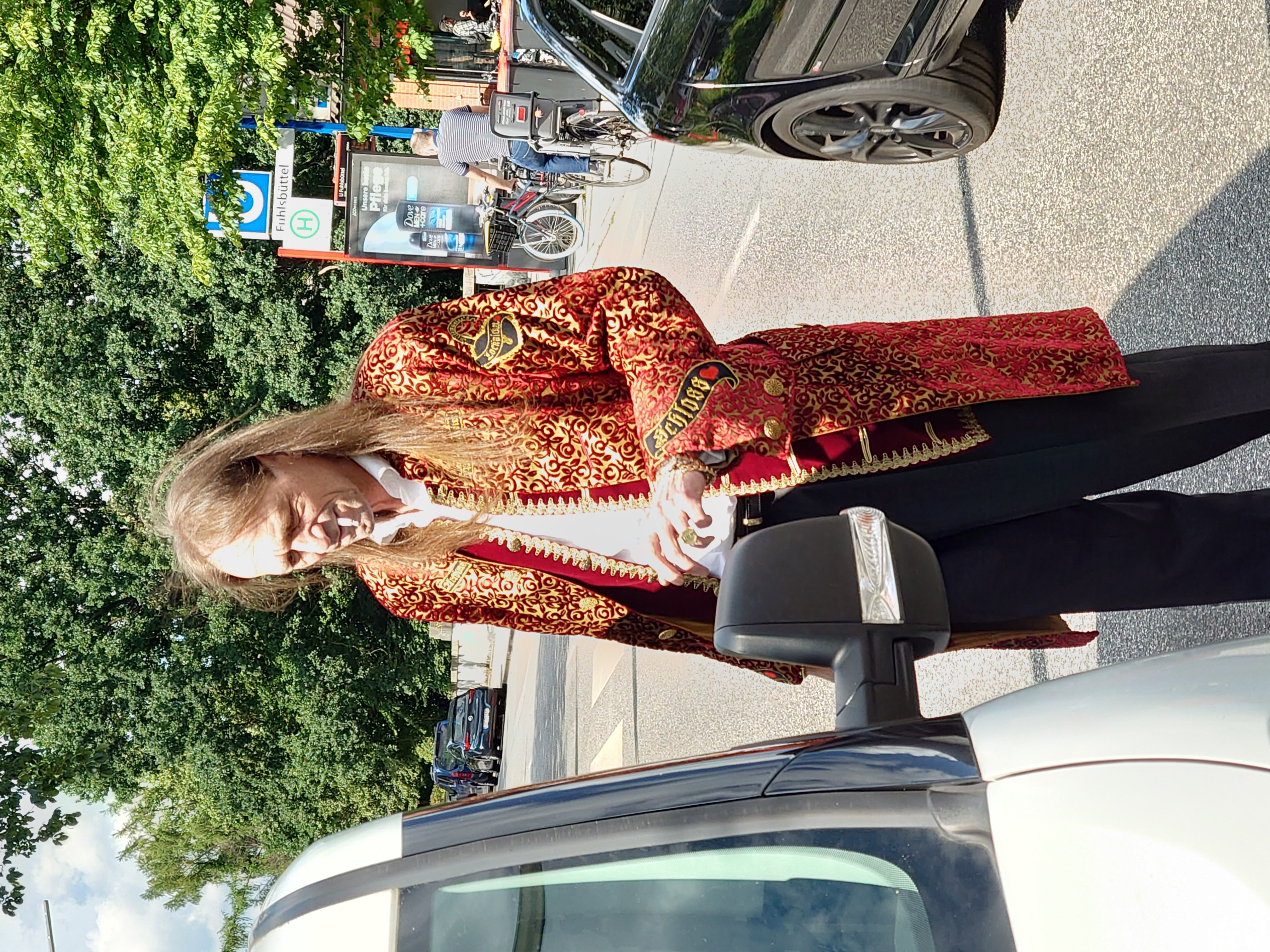 Bühl Zwetschge ♥ Bühl, besser bekannt als Arthurmeister, Jahrgang 1961, geboren in Stuttgart, aufgewachsen in Asperg und in der Villa Heinrich Franck Söhne, am Bahnhof, in Ludwigsburg, jetzt wohnhaft in 22337 Fuhlsbüttel, sagt zu Arkadasch: Nein ! Bühler Zwetschgen schmecken besser als dein Erik oder plum ! Zwetschgendatschi heißt das Zauberwort ! ♥ und Zwetschgenwater, not Raki. Die E - Mail lautet: Arthurmeister@Arthurmeister.de Die Anschrift lautet: Arthur A. Bühl, Postfach 605 145, 22246 Hamburg, Germany. Die Anschrift lautet: Mr.Smitz@Mr.Smitz.us ♥ powerd by Arthurmeister® for www.leporello.us Verschlagwortet mit Bühl er Zwetschge, Zwetschgenhengst, Pflaume, plum, Erikli, prugna torta, Datschi, süss. ♥