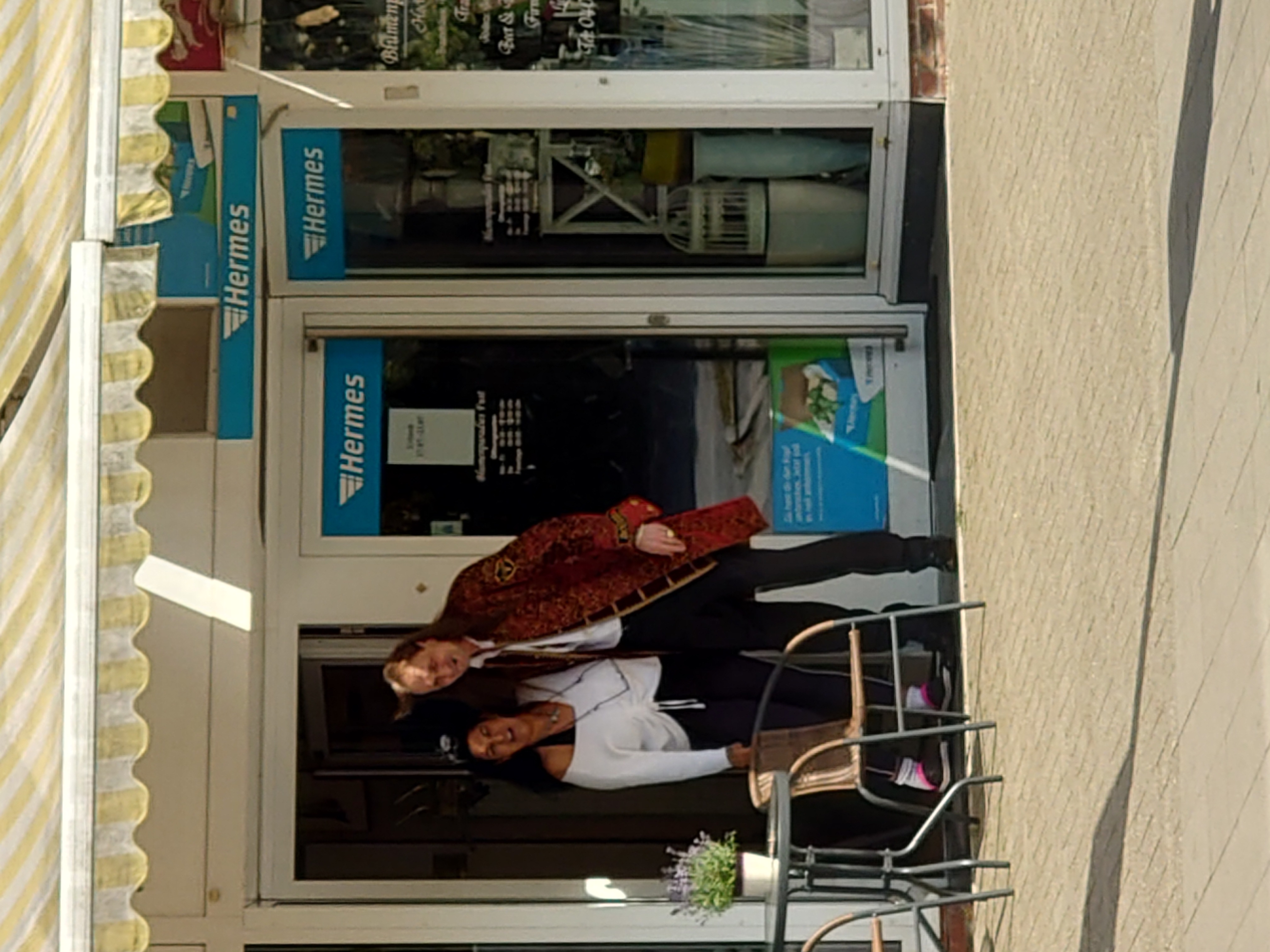 Bühl Zwetschge ♥ Bühl, besser bekannt als Arthurmeister, Jahrgang 1961, geboren in Stuttgart, aufgewachsen in Asperg und in der Villa Heinrich Franck Söhne, am Bahnhof, in Ludwigsburg, jetzt wohnhaft in 22337 Fuhlsbüttel, sagt zu Arkadasch: Nein ! Bühler Zwetschgen schmecken besser als dein Erik oder plum ! Zwetschgendatschi heißt das Zauberwort ! ♥ und Zwetschgenwater, not Raki. Die E - Mail lautet: Arthurmeister@Arthurmeister.de Die Anschrift lautet: Arthur A. Bühl, Postfach 605 145, 22246 Hamburg, Germany. Die Anschrift lautet: Mr.Smitz@Mr.Smitz.us ♥ powerd by Arthurmeister® for www.leporello.us Verschlagwortet mit Bühl er Zwetschge, Zwetschgenhengst, Pflaume, plum, Erikli, prugna torta, Datschi, süss. ♥